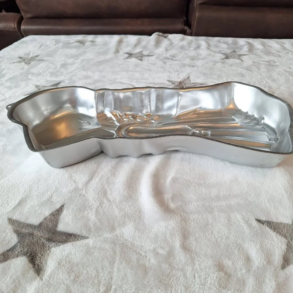 Wilton 1975 aluminum